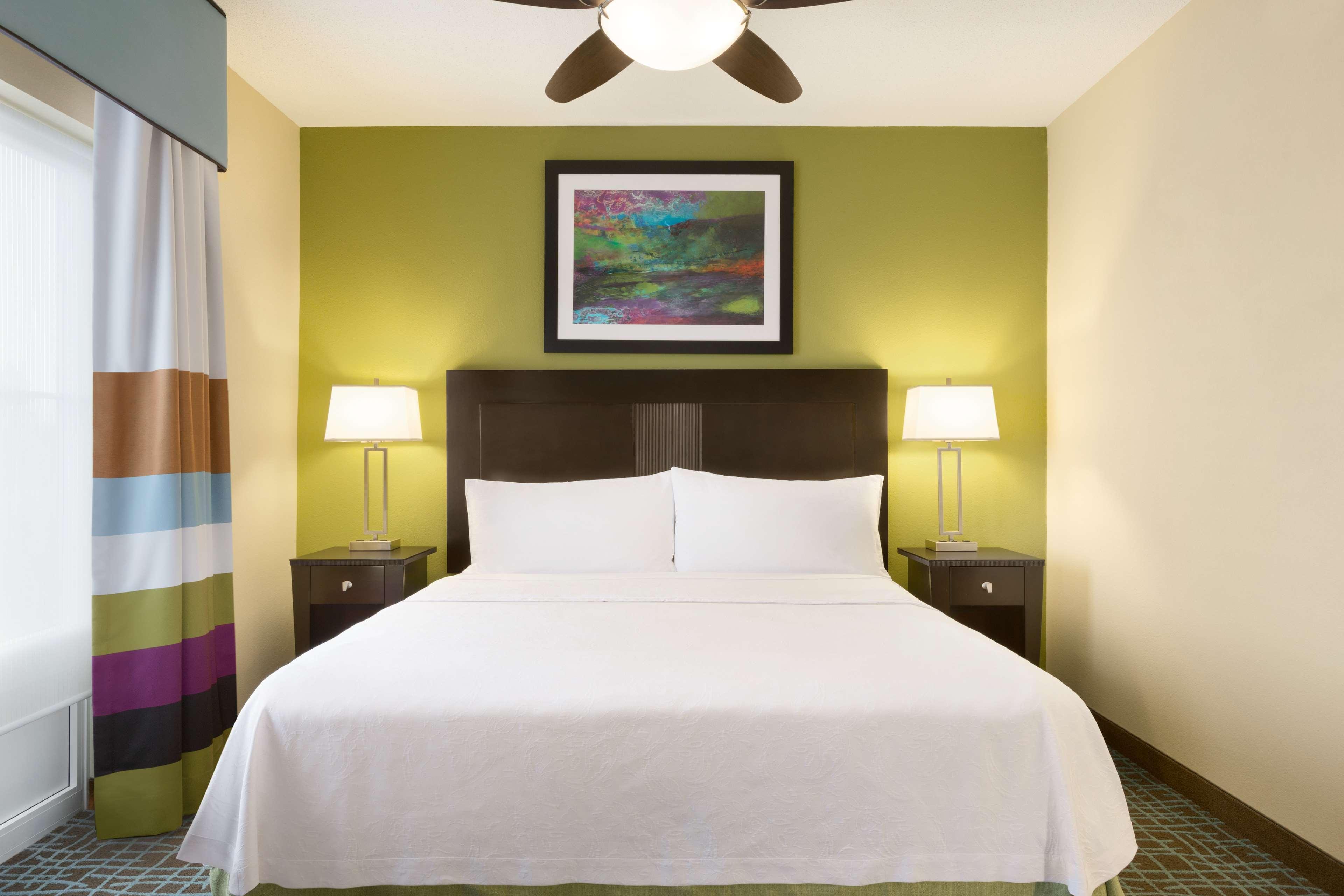 โฮมวู้ด สวีทส์ ฟอร์ท ไมเยอร์ แอร์พอร์ต Hotel ฟอร์ตไมเยอร์ ภายนอก รูปภาพ