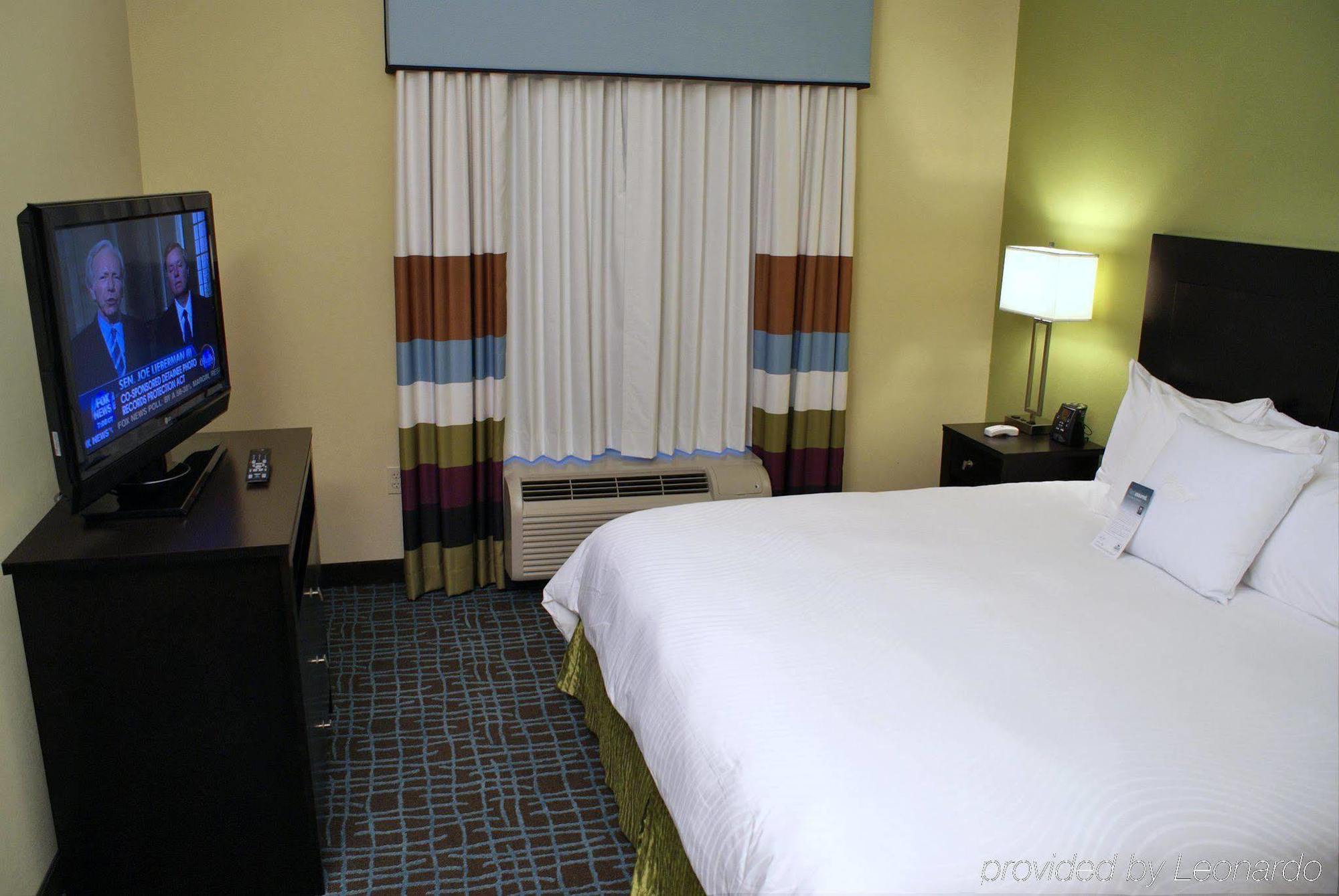 โฮมวู้ด สวีทส์ ฟอร์ท ไมเยอร์ แอร์พอร์ต Hotel ฟอร์ตไมเยอร์ ห้อง รูปภาพ